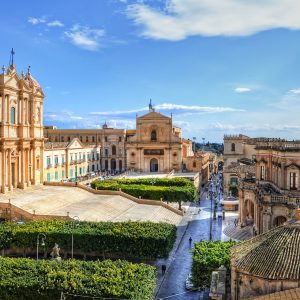 TOUR DEL BAROCCO IN BICI Tra mare, borghi UNESCO e natura nella Sicilia sud-orientale